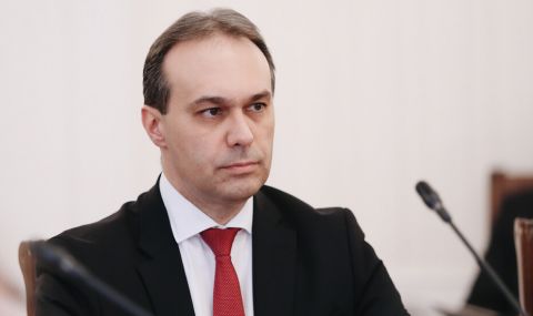 Заков: С или без забавянето на F-16, положението във ВВС е критично - 1