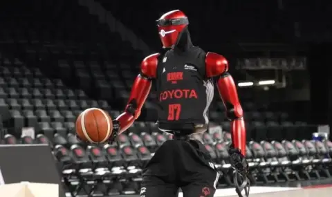 Toyota демонстрира в действие баскетболен робот от следващо поколение (ВИДЕО) - 1