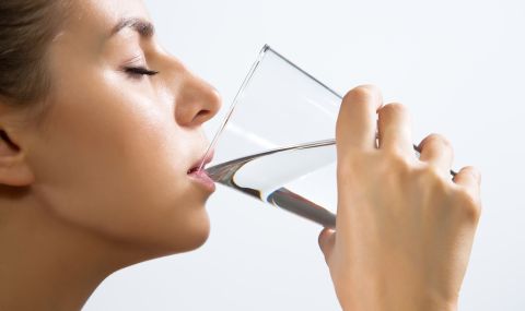 Ако пиете повече от 3 л. течности на ден, може да страдате от хормонален проблем - 1