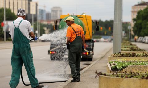 Трудът в България е най-ниско заплатен от всички държави в ЕС - 7 евро на час - 1