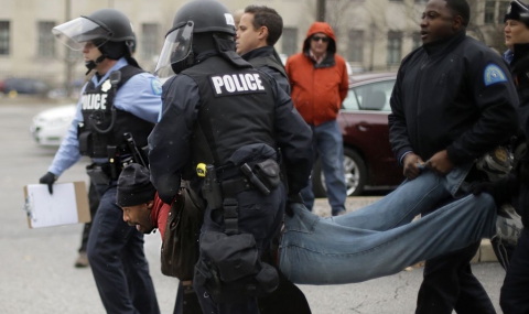Над 400 арестувани при протестите в САЩ - 1