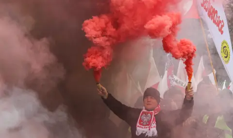 "Полша на първо място": Навроцки спира помощите за украинци - 1