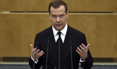 Медведев: В Русия не си правим илюзии за Зеленски - 1