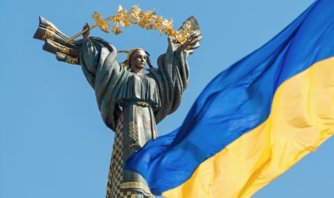 Властите в Киев планират да изградят допълнителни укрепления - 1