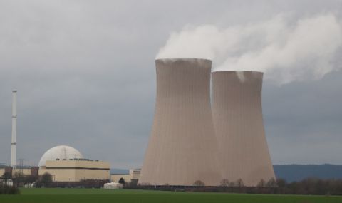 Русия контролира атомните електроцентрали в Чернобил и Запорожие - 1
