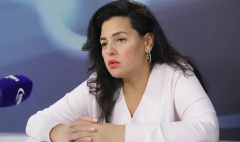 Цветанка Андреева: Ако Мария Габриел отиде с папка с несъгласуван състав, това би ни довело до предсрочни избори - 1