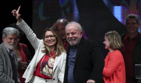 Лула води пред Болсонаро преди втория тур на бразилските избори - 1