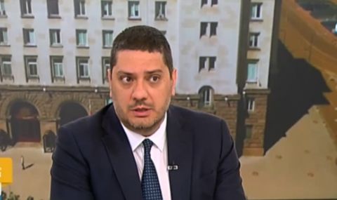 Гаджев: Позицията на правителството е като лешояд над украинското страдание - 1