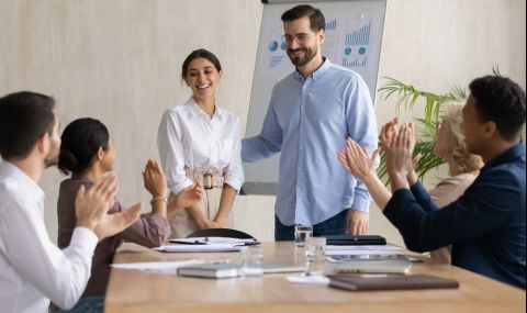 4 зодии ги очаква възможност за нова работа или повишение през септември - 1