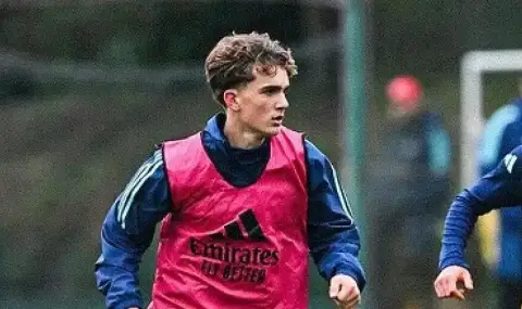 15-годишният Макс Доуман постави исторически рекорд с Арсенал в Купата на лигата - 1