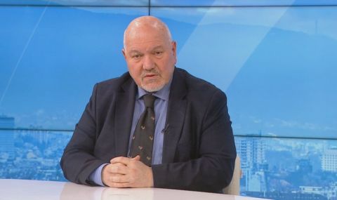 Александър Маринов: Нагнетяването на напрежение към служебните правителства е мотивирано субективно - 1