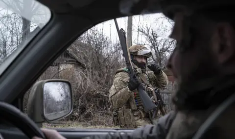 Без "Старлинк" за армията на Русия: Украйна напредва
