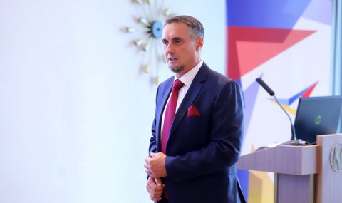 Калин Славов: Ако това НС си отиде, без да приеме законопроекта за КПКОНПИ, ще има голяма икономическа загуба - 1