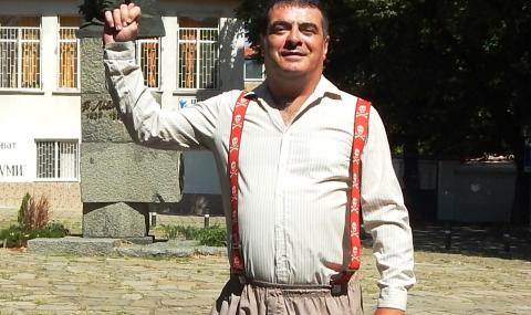 Скандален журналист поруга отново българския флаг (ВИДЕО 18+) - 1
