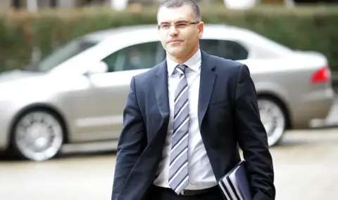 Дянков: Работещите в частния сектор ще плащат повече, за да имаме повече "чантаджии" - 1