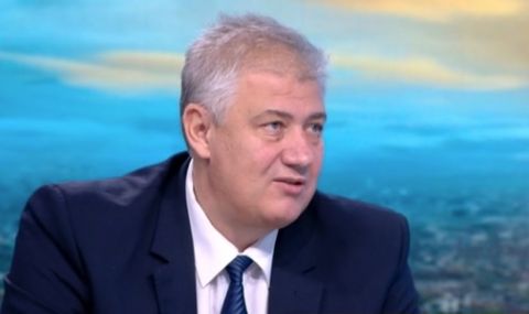 Проф. Балтов: Разходката с джипа не трябва да се противопоставя на работата ми - 1