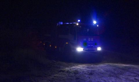 Пет пожарни екипа гасиха огнена стихия в Русе - 1