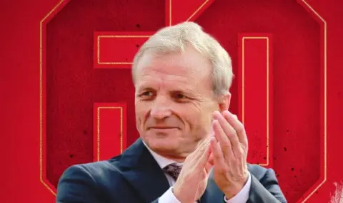 Футболистите на ЦСКА напълниха джобовете на Нова година - 1