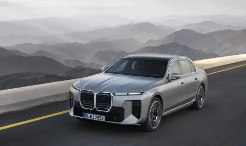 Запознаваме ви първи с новата "седмѝца" на BMW  - 1