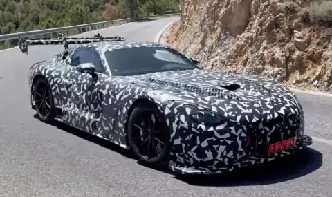 Снимаха най-наточения AMG GT в историята (ВИДЕО) - 1