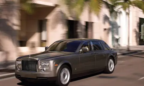 What is happening with Alla Pugacheva's personal Rolls-Royce  - 1