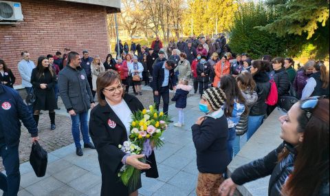 Нинова: Не е време за експерименти - 1