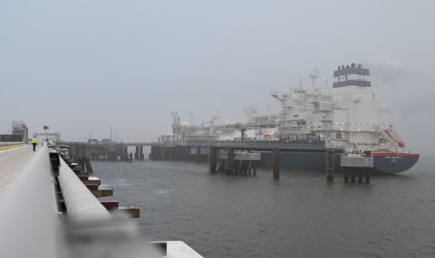 В Германия заработи първият терминал за втечнен газ - 1