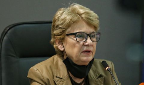 Комитова: Нямам покана за министър в редовния кабинет - 1