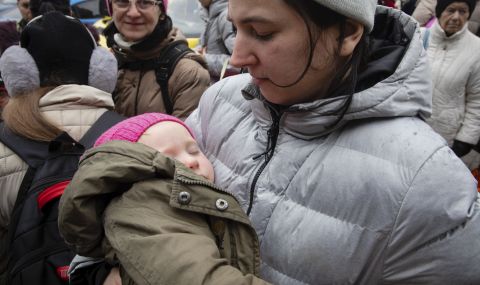 Половин милион деца са били принудени да напуснат домовете си в Украйна - 1
