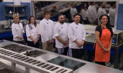 Звездният отбор на Hell’s Kitchen се раздели на две - златни и платинени - 1