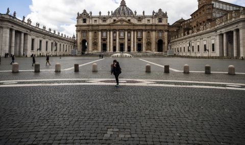Ватиканът е загубил $100 милиона от началото на пандемията - 1