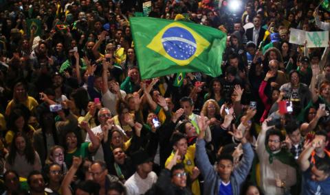 Крайнодесният Болсонаро е новият президент на Бразилия - 1