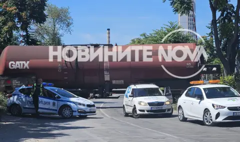 Влак излезе от релсите в Промишлена зона "Искър" в София - 1