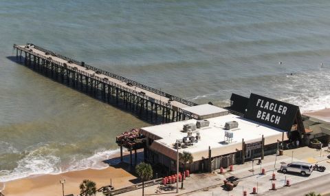 Флорида очаква тропическата буря "Никол" - 1