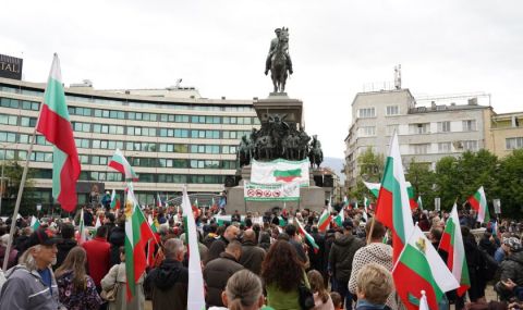 Протести в София и Варна поискаха неутралитет на страната - 1