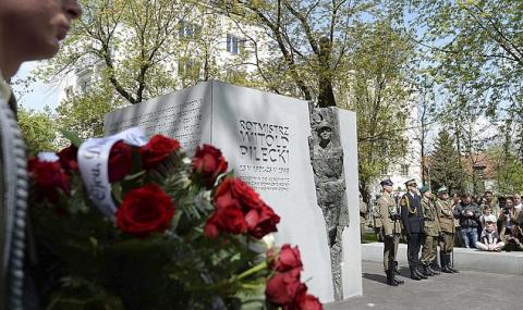Полша почете героя от Аушвиц - 1