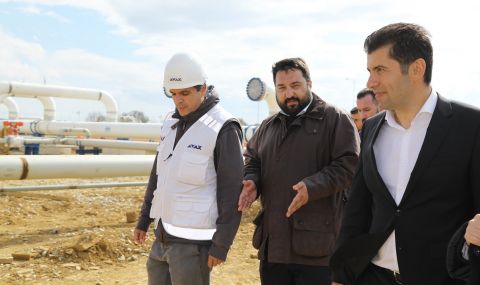 Петков: До края на юни газовата връзка с Гърция трябва да бъде завършена (ОБЗОР) - 1
