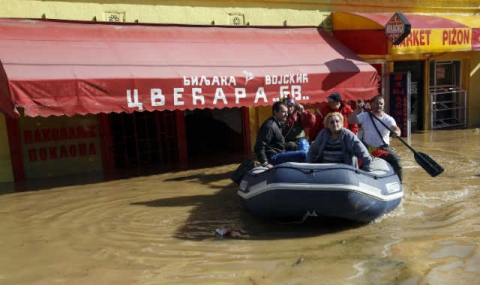 Евакуация на 12 града по река Сава - 1