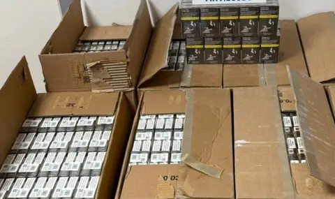 Задържаха над 120 000 къса контрабандни цигари на МП Лесово - 1