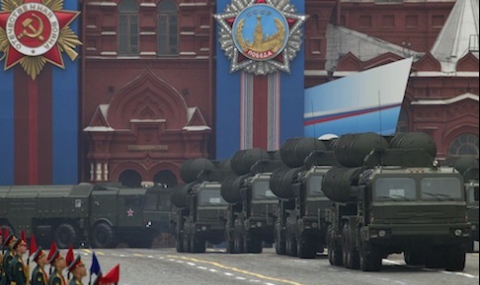 Кремъл: Имаме право на ядрено оръжие в Крим - 1