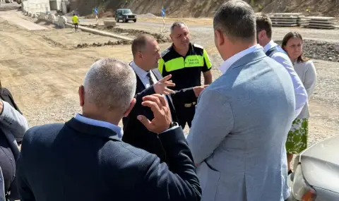 Иванов: Програмата за обезопасяването на критичните пътни участъци се изпълнява стриктно и в срок - 1