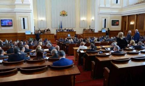 В парламента почетоха паметта на Васил Левски - 1