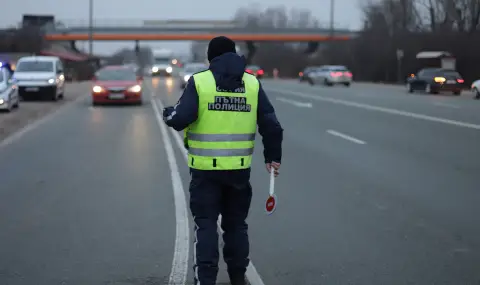 В Сливен карат с над 180 км/ч - 1