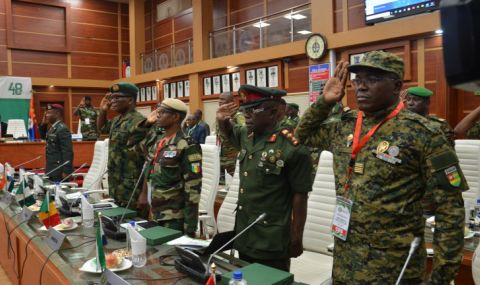 Чад няма да се намесва в Нигер заради преврата - 1