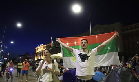Защо Берлин и Брюксел мълчат за случващото се в България - 1
