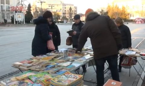 Силистренец организира книжен пазар в помощ на жертви на насилие - 1