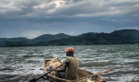 Лодка потъна в езерото Киву в Конго, загинаха шестима - 1