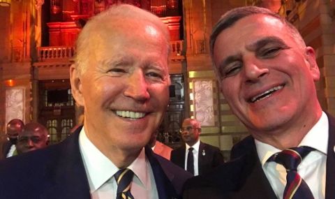 Премиерът Янев  си направи селфи с Байдън, щракна се с Борис Джонсън и Трюдо  - 1