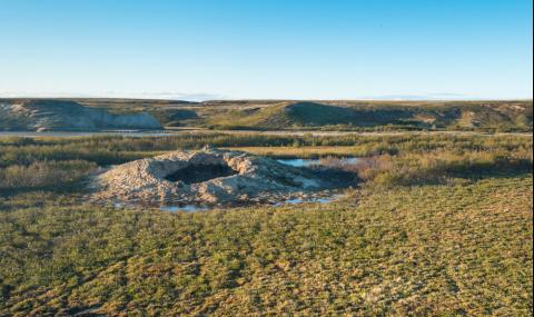 Разгадаха тайната на мистериозен кратер в Сибир (СНИМКИ) - 1