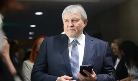 Румен Христов: Улицата не може да иска оставката на политически лидери